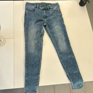 American Eagle Mid-rise jegging